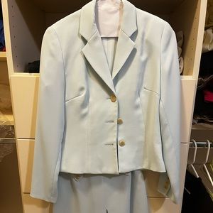 Guess Collection brand 2-piece women’s business suit